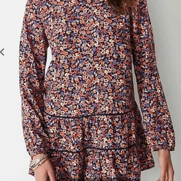 J Jill Printed Tiered Tunic Floral Size XL Navy Blue A-Line Smocked Long Sleeve - Picture 2 of 10